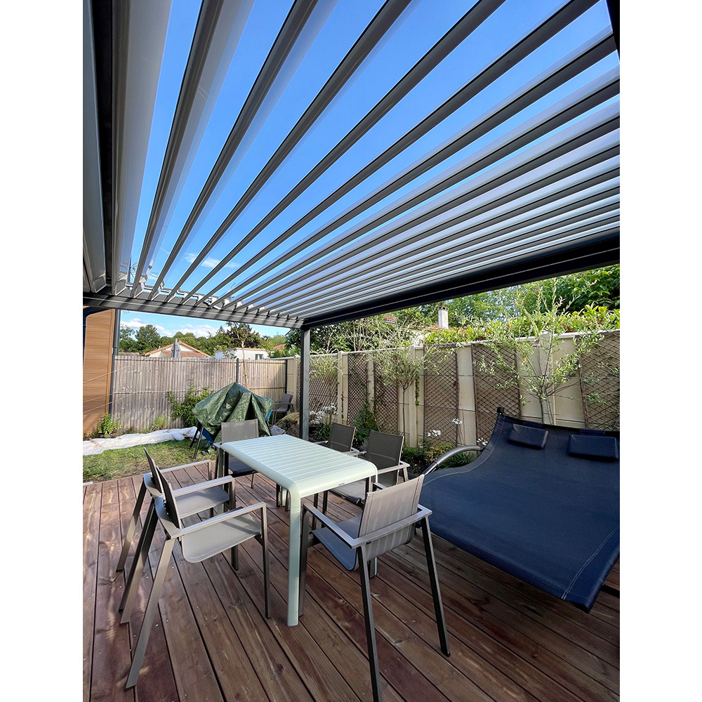 Pergola bioclimatique SPINELLE 4,50 x 3,062 M – Lames parallèles – Coloris : Mixte